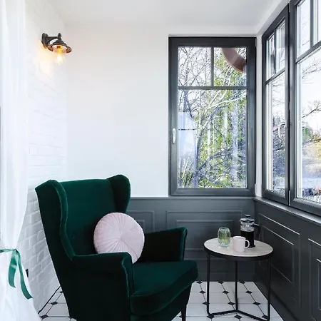 Astoria * 카르파츠